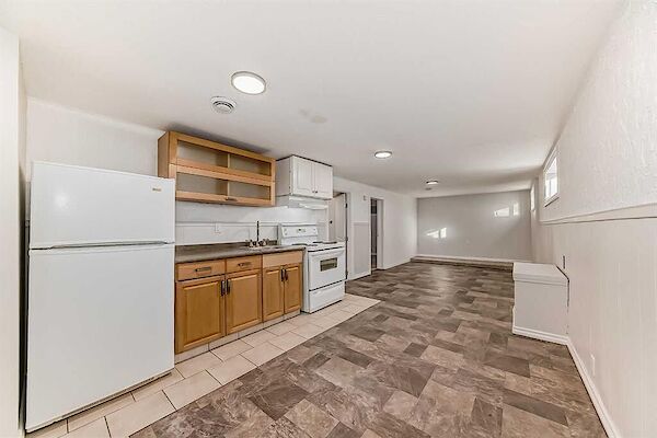 Calgary 1 bedroom Basement for rent. Property photo: 607442-2