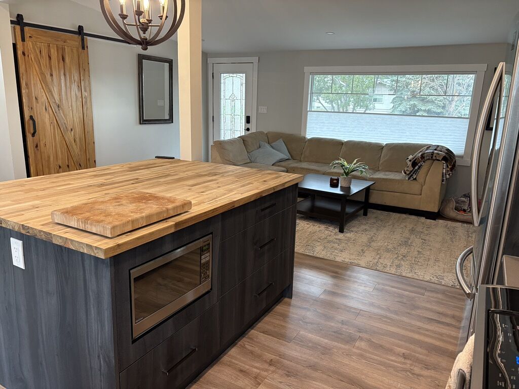 Calgary 4 + Den bedrooms House for rent. Property photo: 607561-1