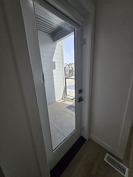 Calgary 2 bedrooms Townhouse for rent. Property photo: 607759-2
