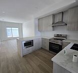 2 MASTER BDRMS TOWNHOUSE IN MAHOGANY (INTERNET INCLUDED)