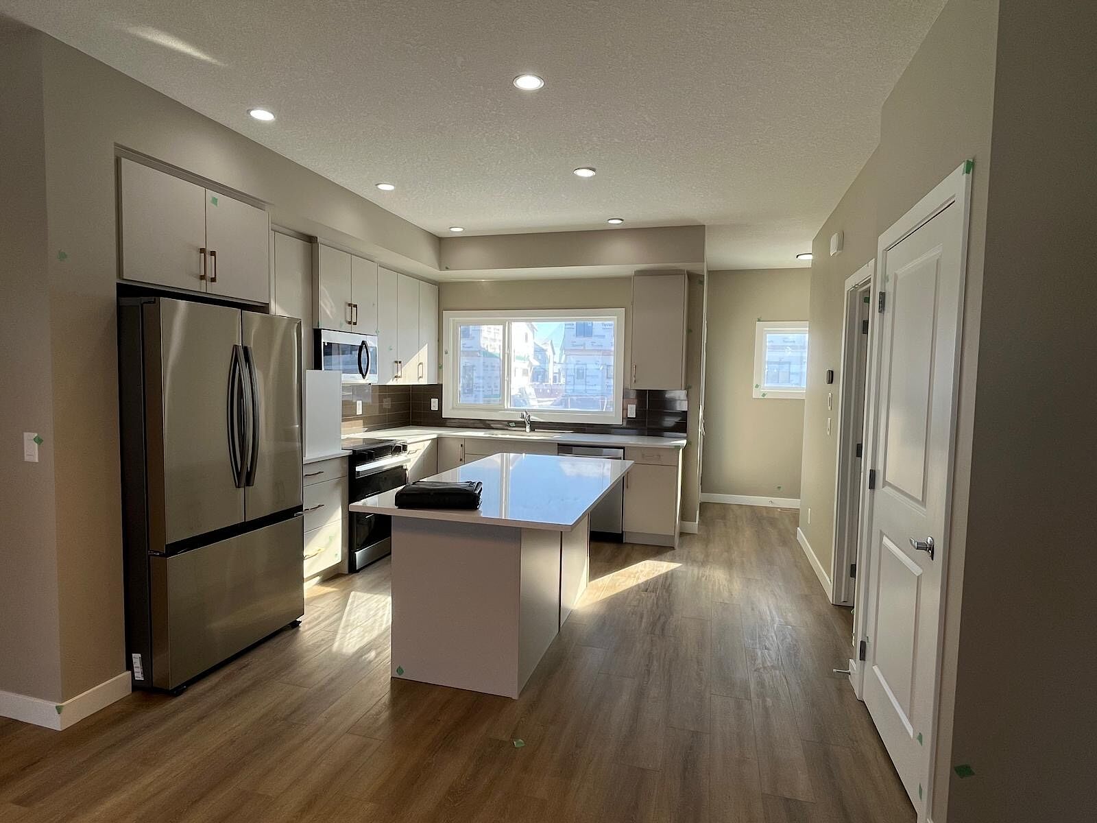 Calgary 3 bedrooms House for rent. Property photo: 607795-1