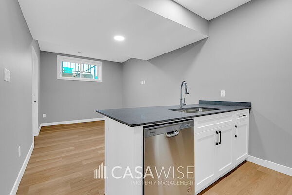 CHIC 2-Bed/1-Bath Basement Suite in Blatchford w/ Street Parking!