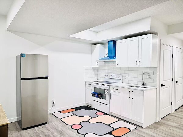 Calgary 2 bedrooms Basement for rent. Property photo: 608576-2