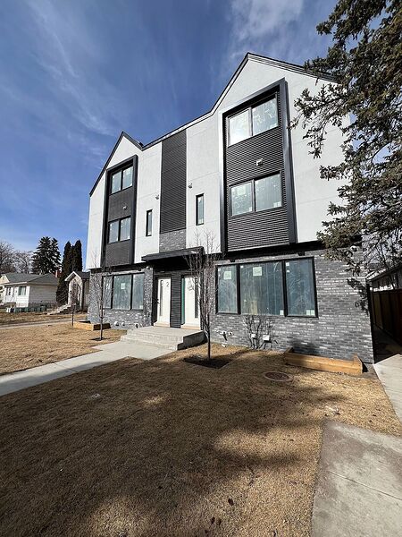 Calgary 3 bedrooms Townhouse for rent. Property photo: 608794-2