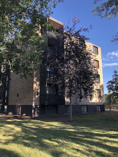 Calgary 2 bedrooms Condo Unit for rent. Property photo: 609268-3