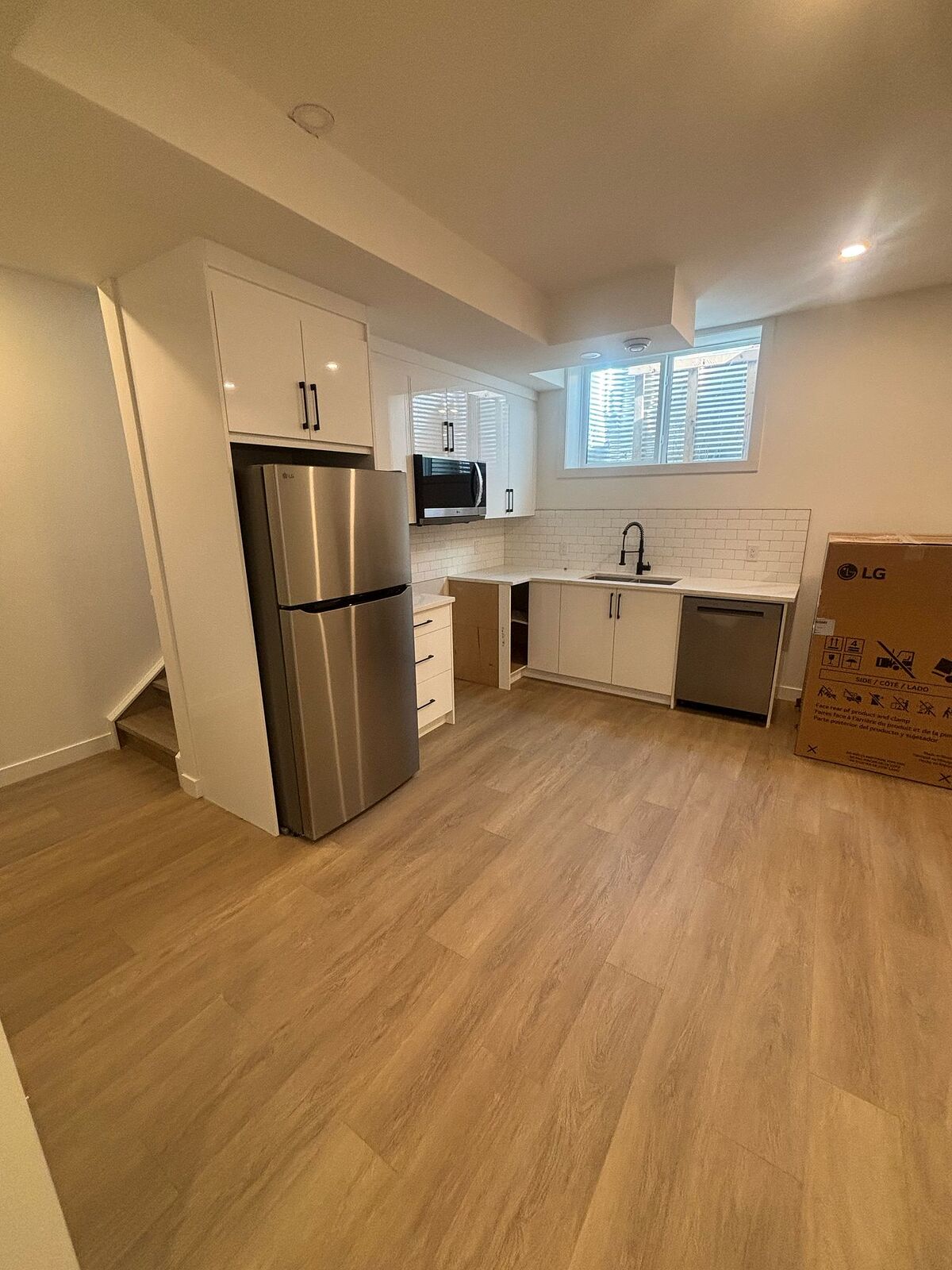 Calgary 1 bedroom Basement for rent. Property photo: 609991-1