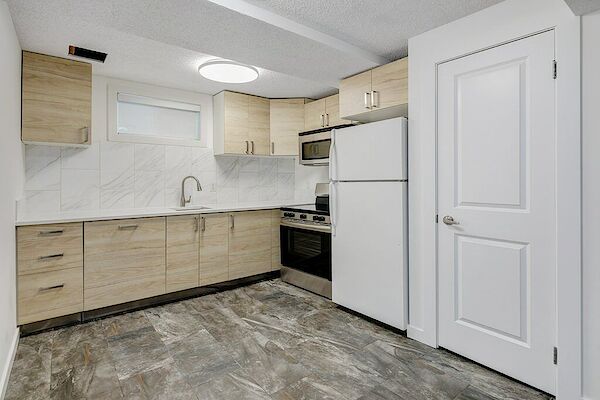 Calgary 2 bedrooms Basement for rent. Property photo: 612580-3