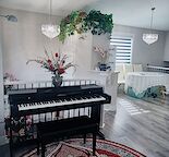 1 Clean Fully Furnished $750 Middle Level Room Available - Please TEXT