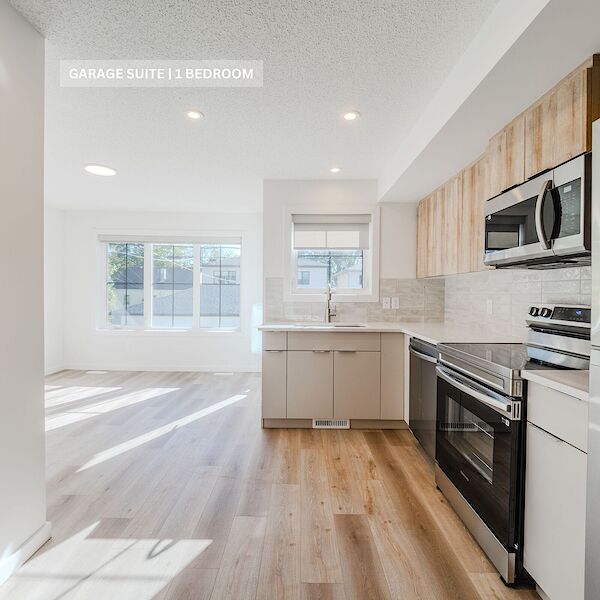 Edmonton 2 bedrooms Duplex for rent. Property photo: 614084-2