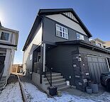2 Bedroom Lower Unit in Mahogany w Lake Access!