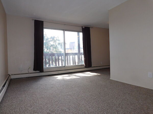 Calgary 1 bedroom Condo Unit for rent. Property photo: 615111-2