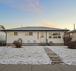 Renovated 3 Bed Main Floor | 2 Bath | Separate Entry + Laundry | Pet Friendly