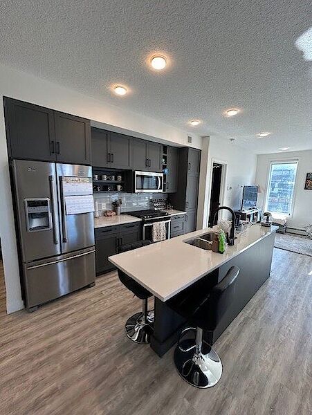 Calgary 2 bedrooms Condo Unit for rent. Property photo: 618967-3
