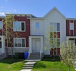 Beautiful 2 Story Townhouse
