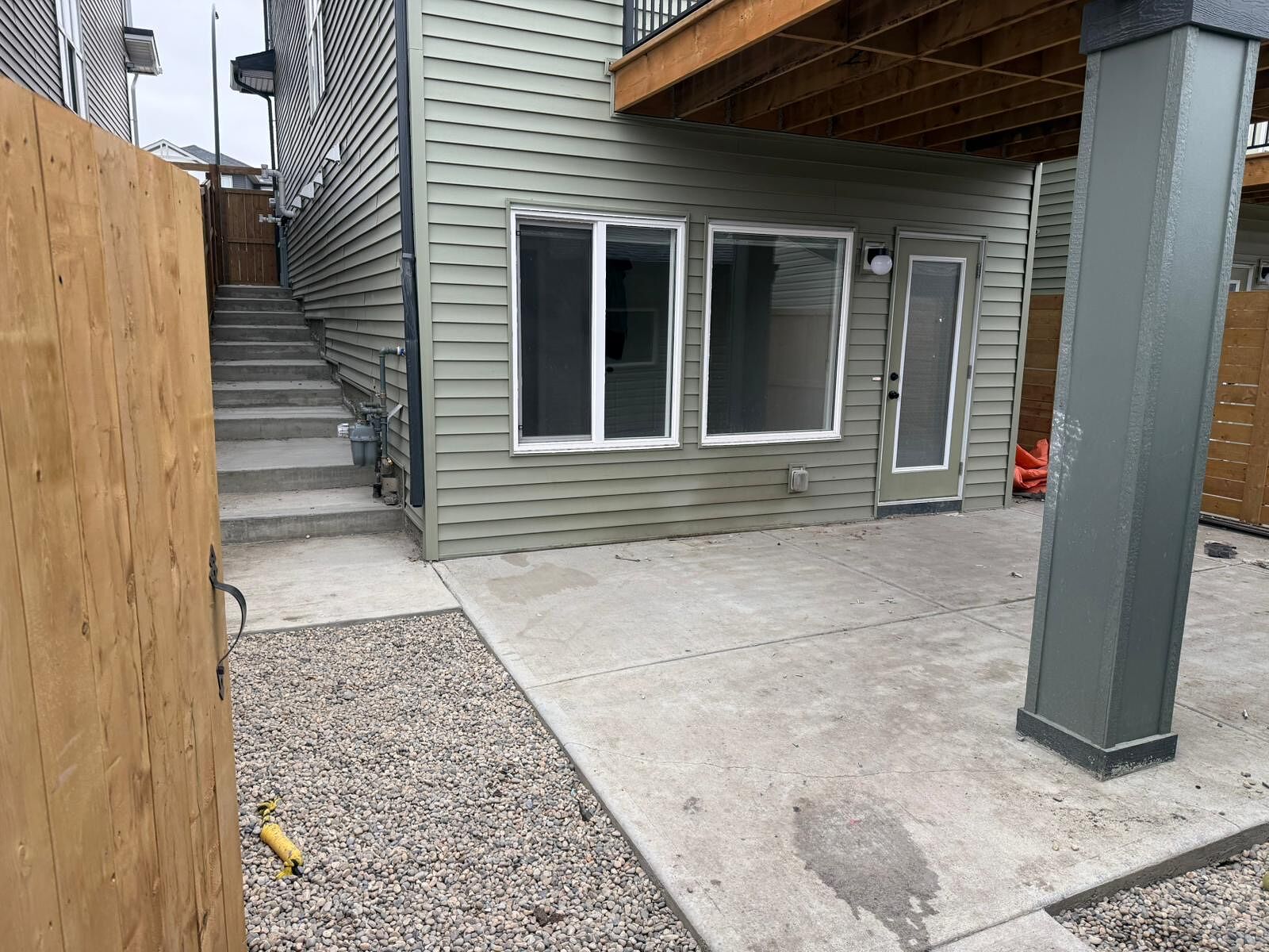 Calgary 2 bedrooms Basement for rent. Property photo: 620270-1