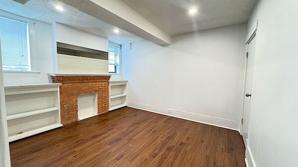 Calgary 2 bedrooms Condo Unit for rent. Property photo: 620624-2