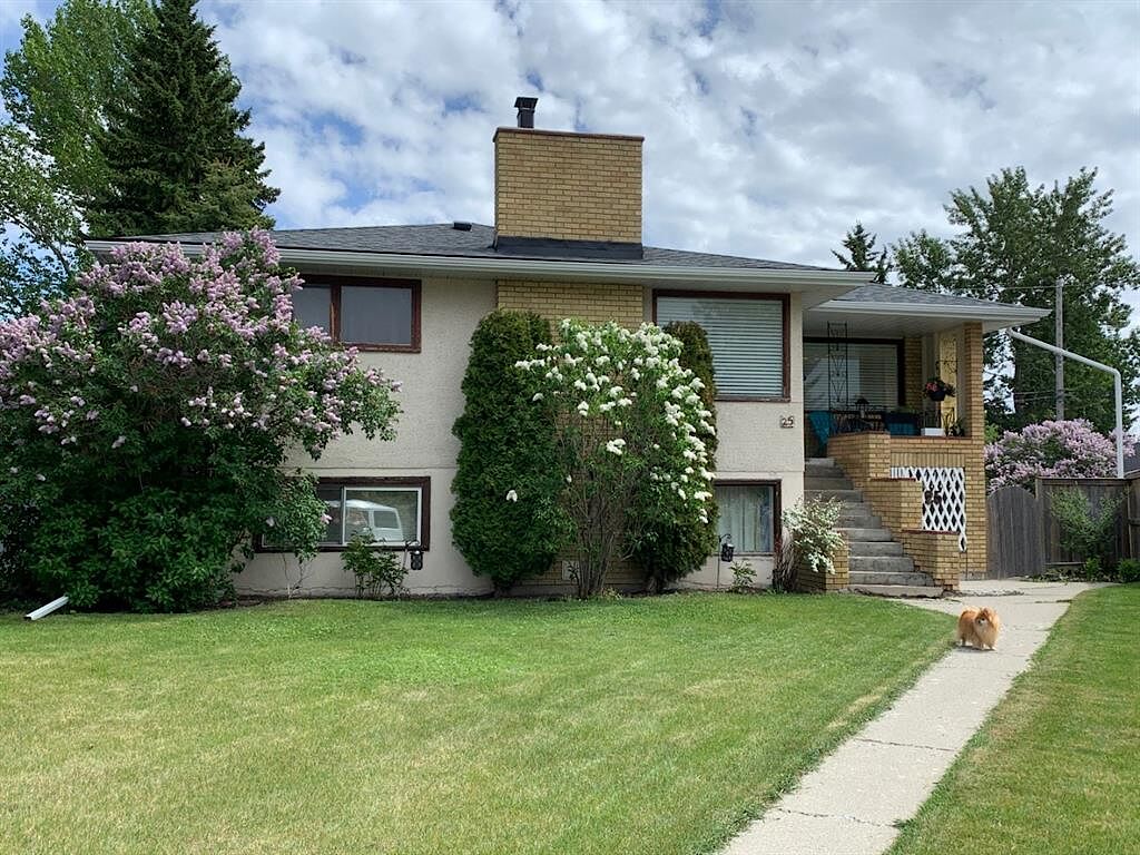 Calgary 2 + Den bedrooms Main Floor for rent. Property photo: 622103-1