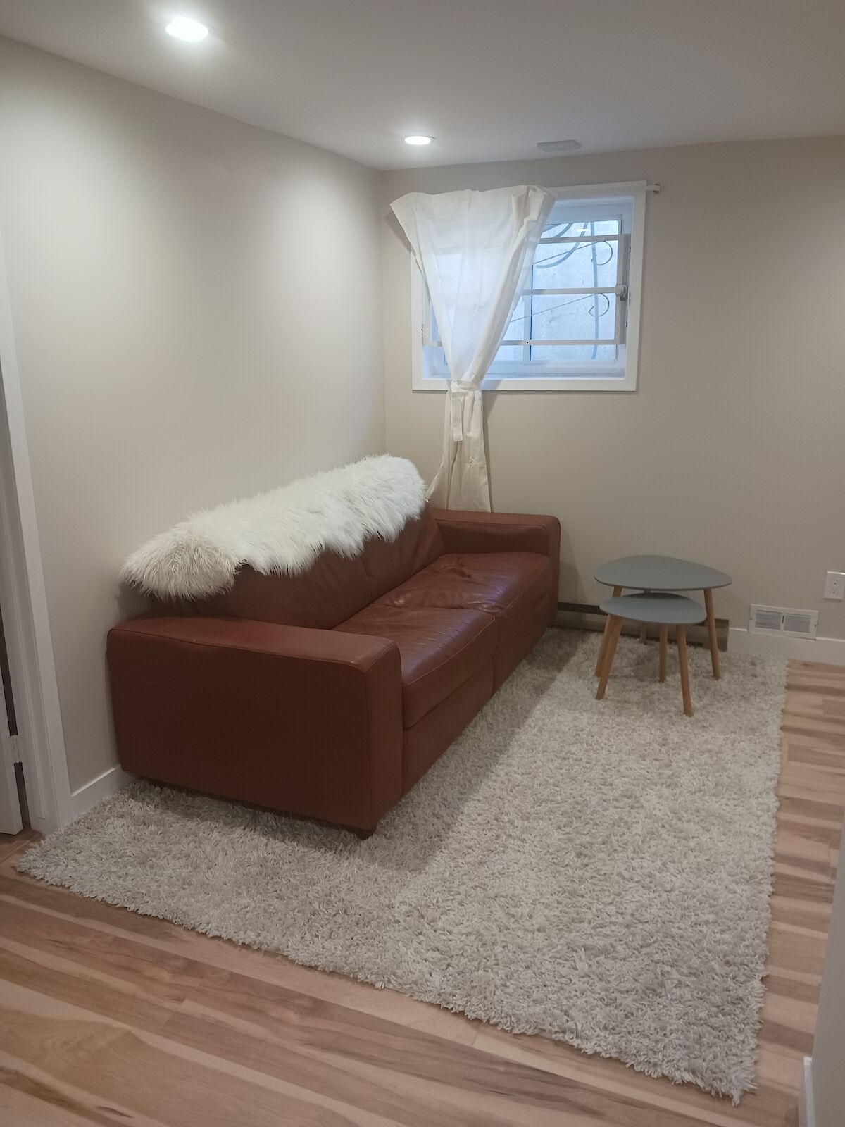Calgary 1 bedroom Basement for rent. Property photo: 622586-1