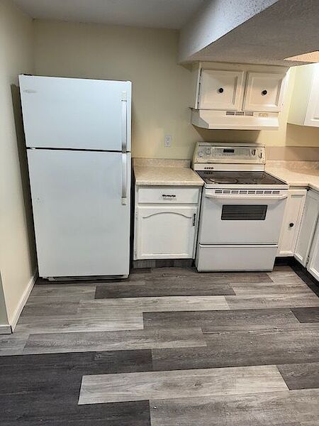 Calgary 2 + Den bedrooms Basement for rent. Property photo: 622589-3