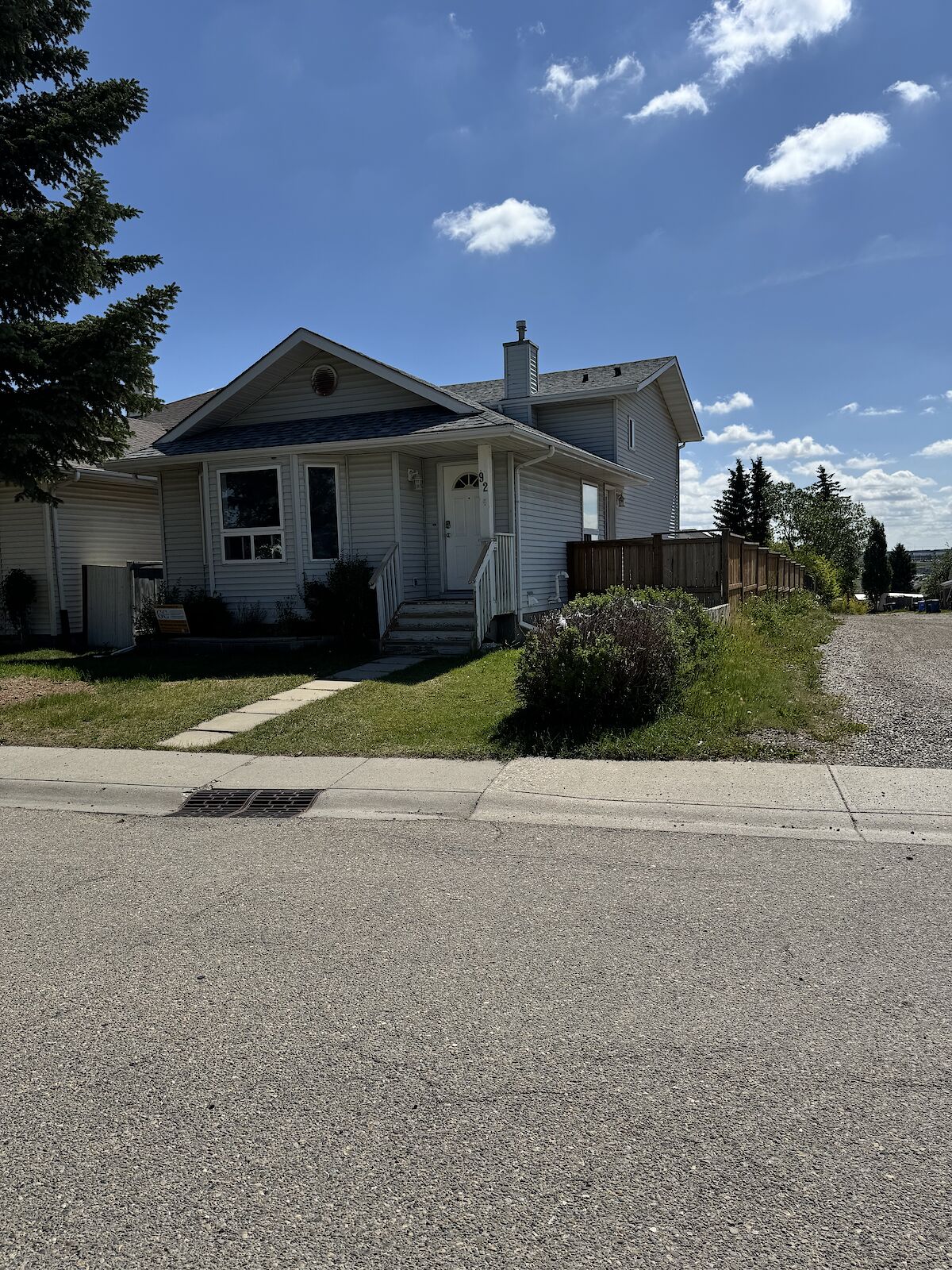 Calgary 2 bedrooms Basement for rent. Property photo: 622811-1