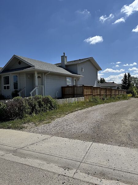 Calgary 2 bedrooms Basement for rent. Property photo: 622811-2