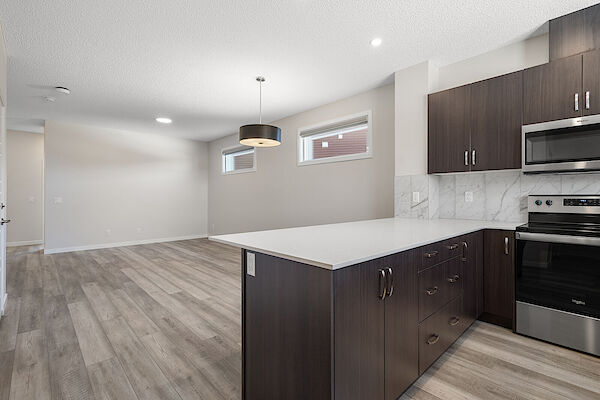 Calgary 4 bedrooms House for rent. Property photo: 622848-2