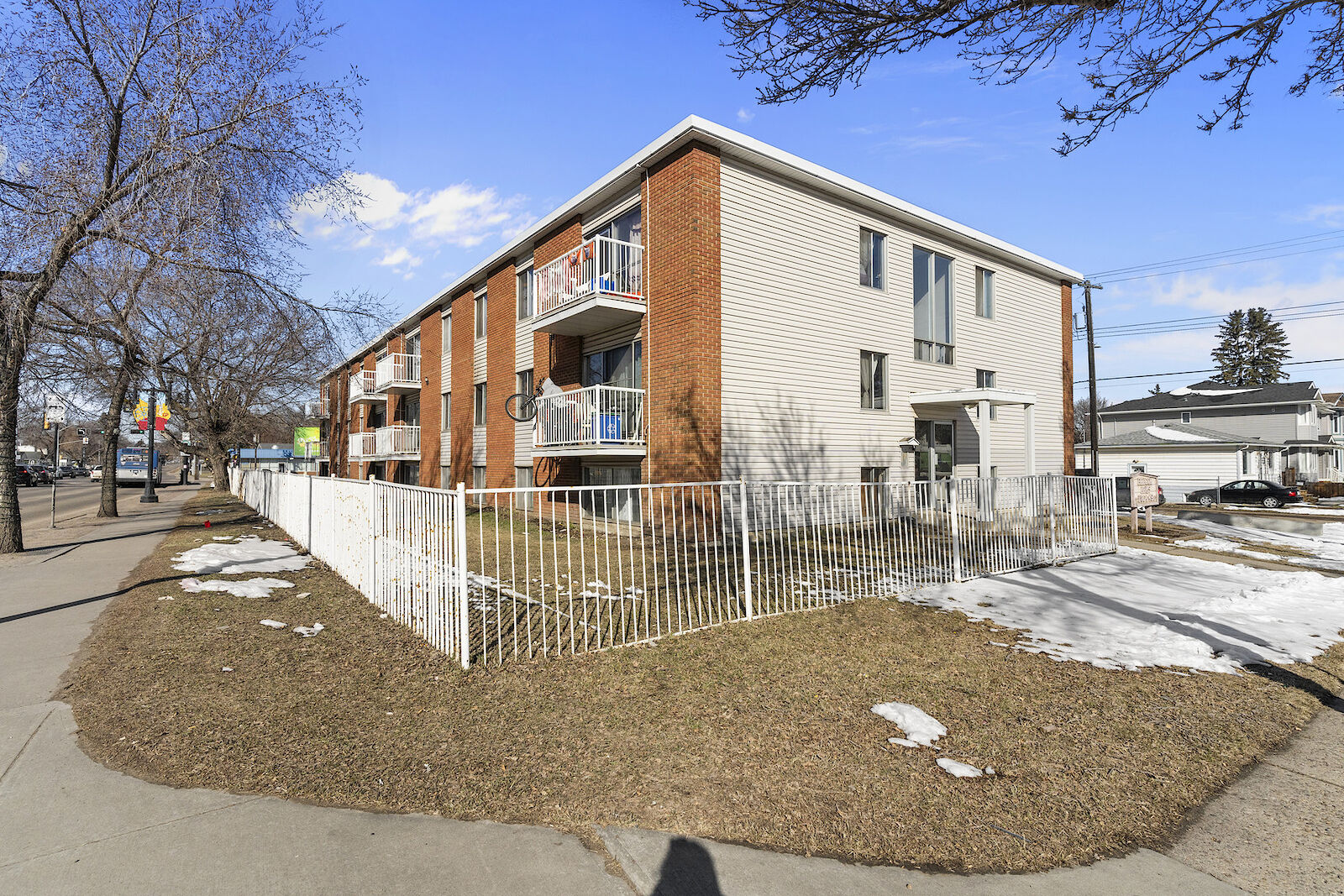 Edmonton 1 bedrooms Apartment for rent. Property photo: 623210-1