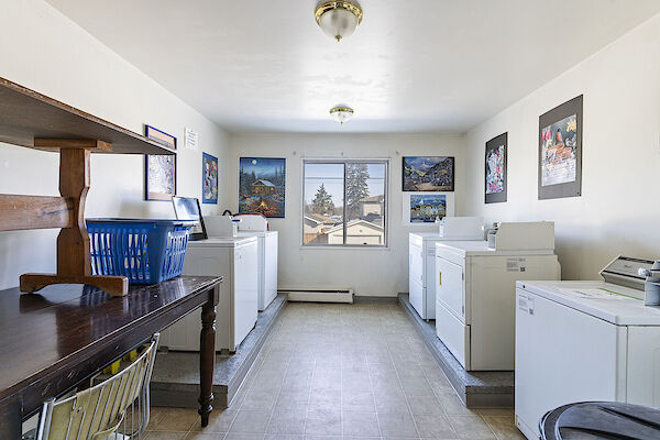 Edmonton 1 bedrooms Apartment for rent. Property photo: 623210-2