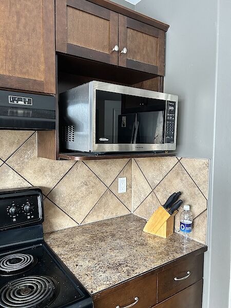 Calgary 4 bedrooms House for rent. Property photo: 623337-2