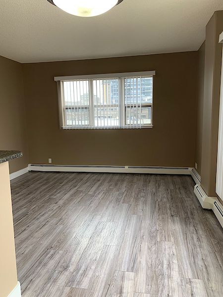 Calgary 2 bedrooms Condo Unit for rent. Property photo: 62420-3