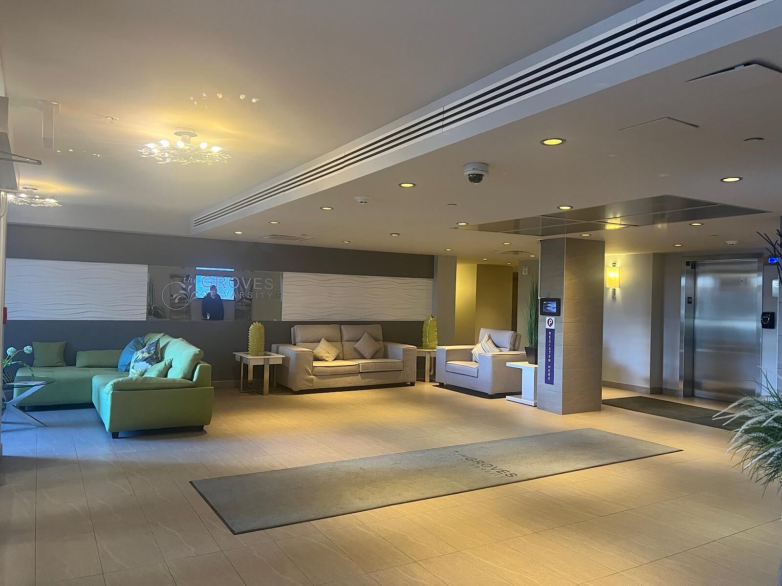 Calgary 2 bedrooms Condo Unit for rent. Property photo: 624591-1