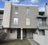 Varsity 2Bed & 1Bath 2 Story Townhouse near UC & Brentwood CTrain Station