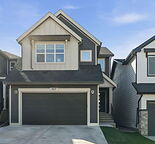 Two Storey Home with 3 bedrooms, bonus room for Rent