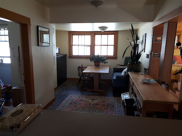 Calgary 3 bedrooms Room For Rent for rent. Property photo: 625577-3