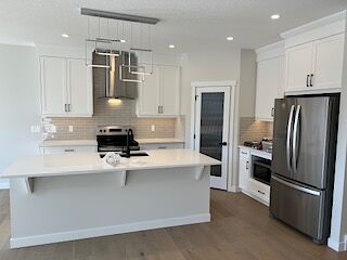 Calgary 5 bedrooms House for rent. Property photo: 625609-1