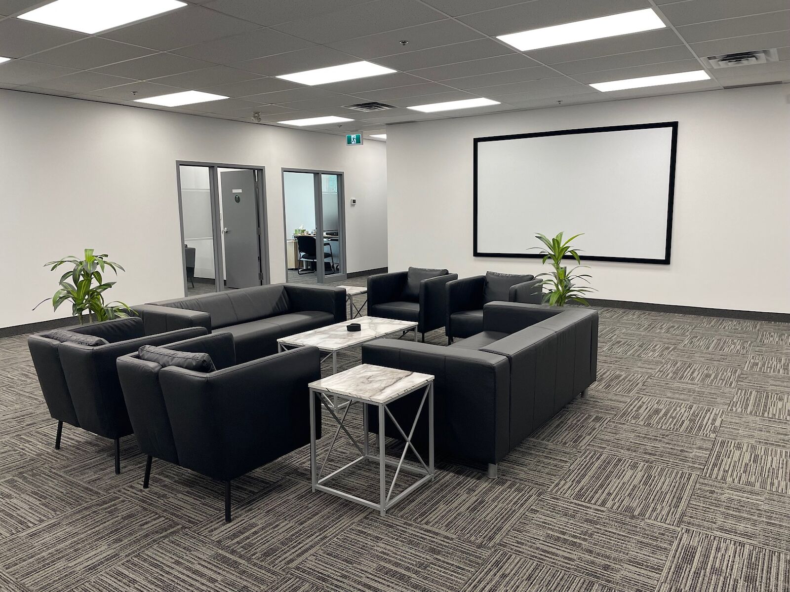 Calgary  bedrooms Office Space for rent. Property photo: 626877-1
