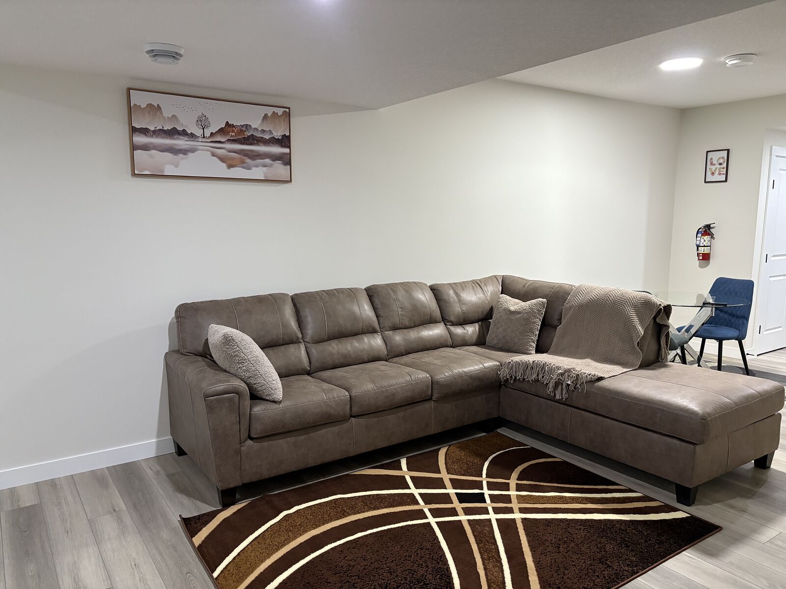Calgary 1 bedroom Basement for rent. Property photo: 627032-1
