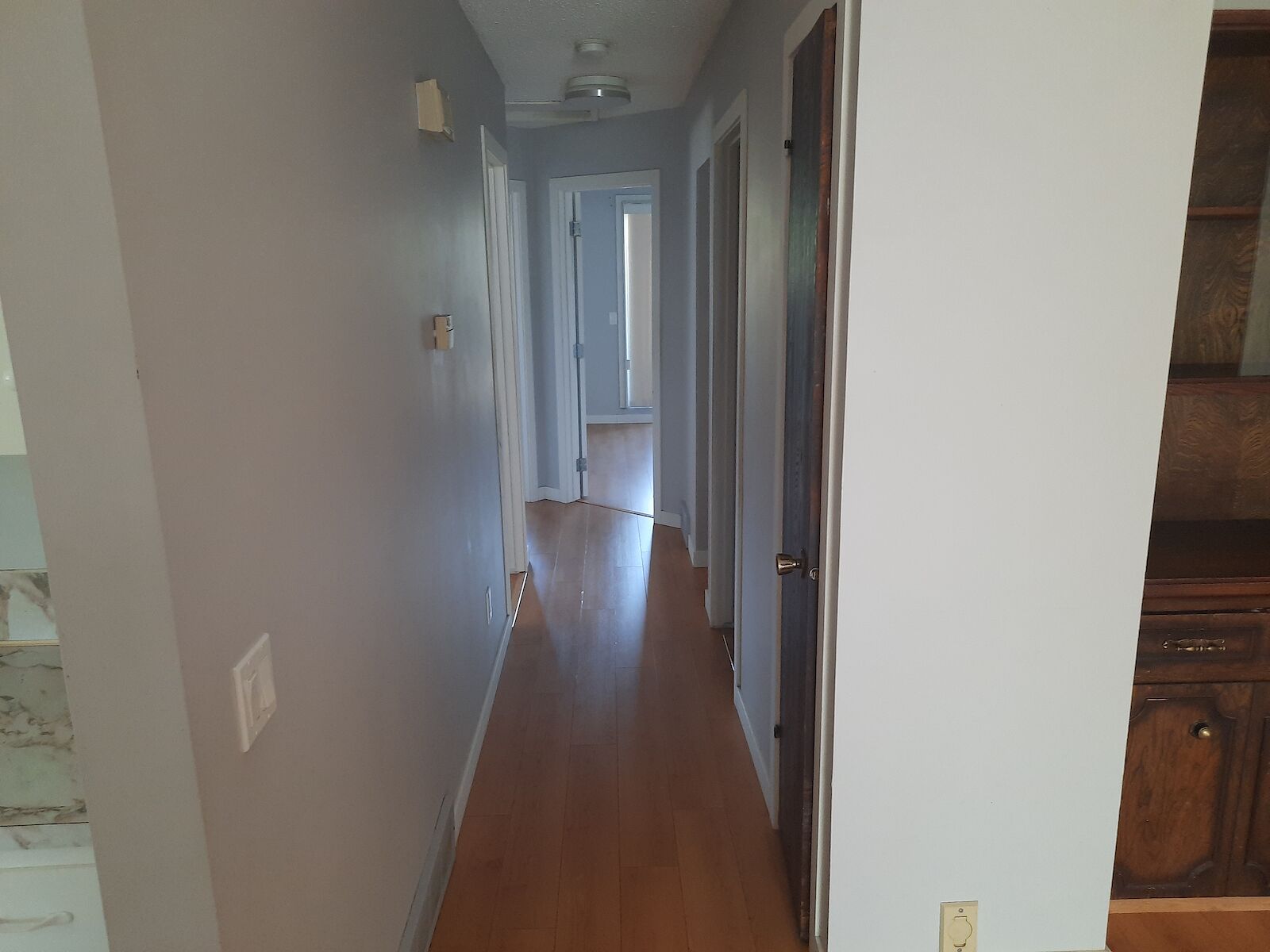Calgary 3 bedrooms Duplex for rent. Property photo: 627597-1