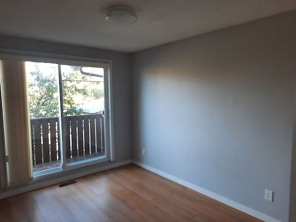 Calgary 3 bedrooms Duplex for rent. Property photo: 627597-2