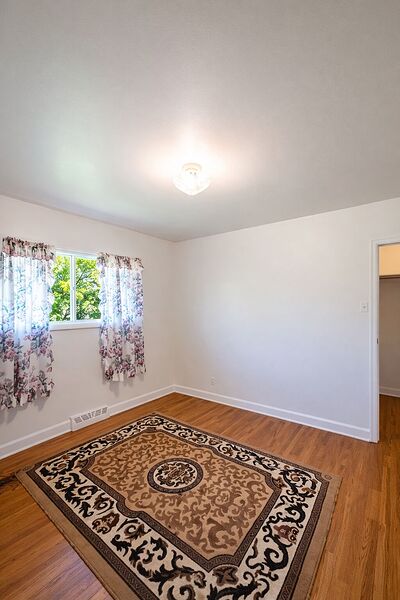 Calgary 1 bedroom Room For Rent for rent. Property photo: 628173-3