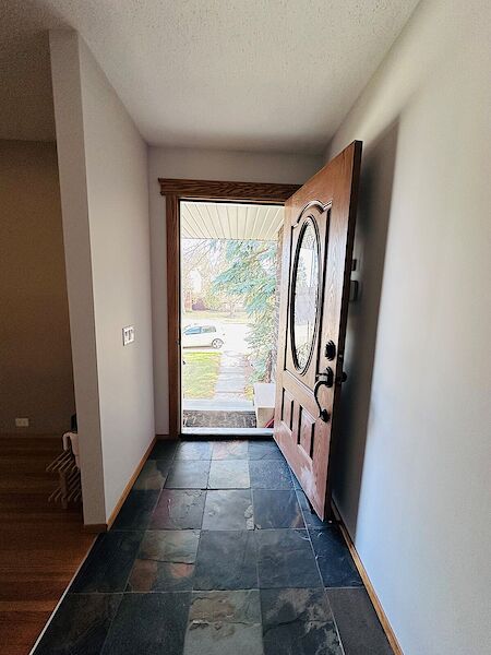 Calgary 3 bedrooms Main Floor for rent. Property photo: 628207-3