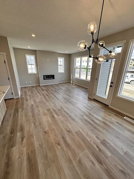 Calgary 3 + Den bedrooms House for rent. Property photo: 628490-3