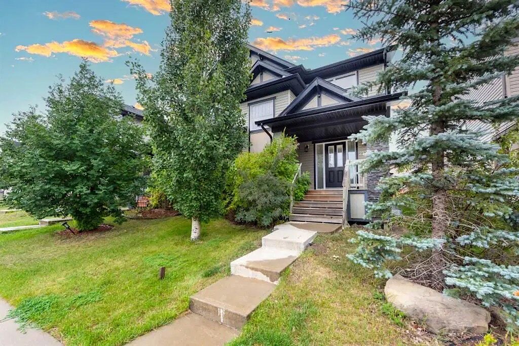 Calgary 3 bedrooms Duplex for rent. Property photo: 628577-1