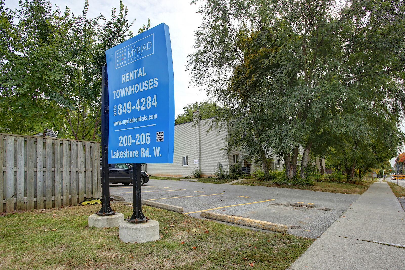 Oakville 2 bedrooms Townhouse for rent. Property photo: 629290-1