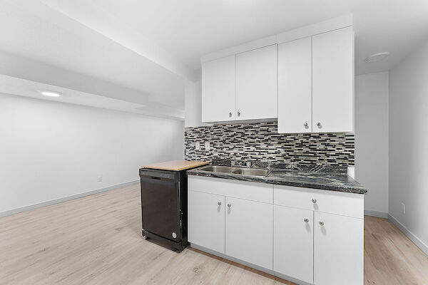 Calgary 2 bedrooms Basement for rent. Property photo: 630934-2