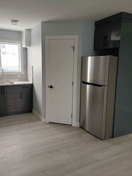 Calgary 2 bedrooms Garage Suite for rent. Property photo: 631502-3