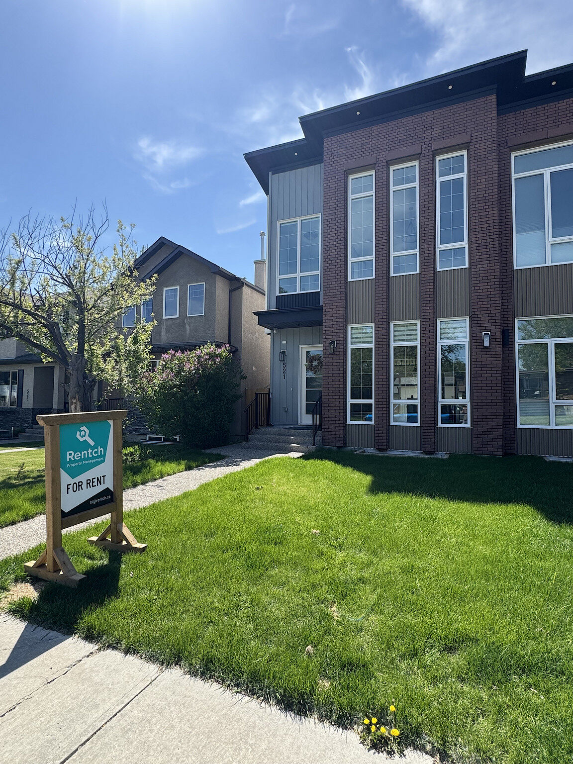 Calgary 3 bedrooms Duplex for rent. Property photo: 631597-1