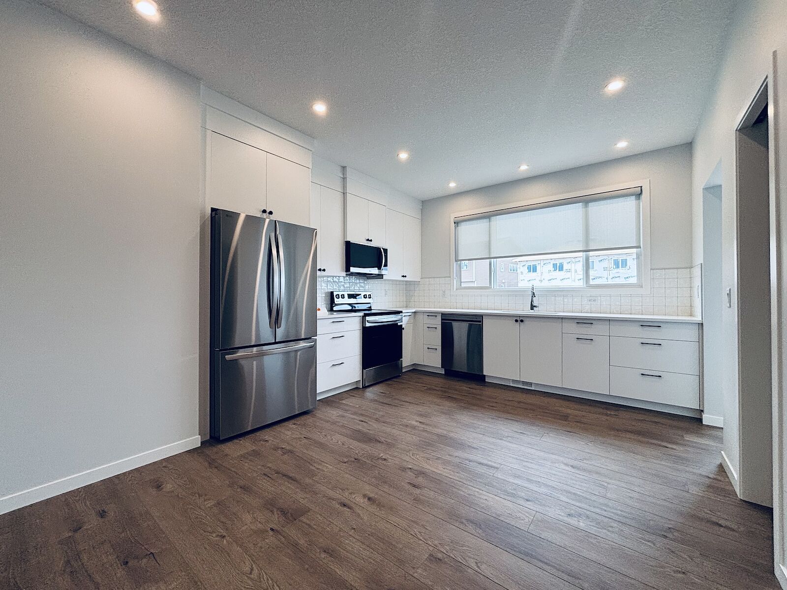 Calgary 2 bedrooms Main Floor for rent. Property photo: 631729-1