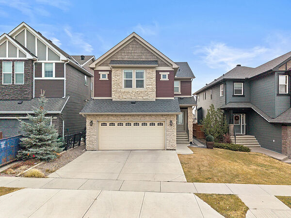 Calgary 3 + Den bedrooms Main Floor for rent. Property photo: 631848-2