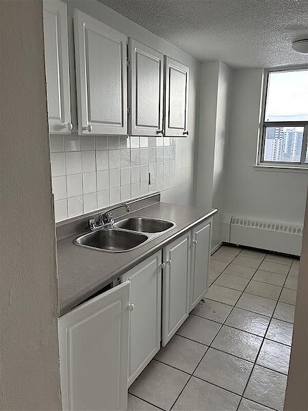 Toronto 2 bedrooms Apartment for rent. Property photo: 631935-3